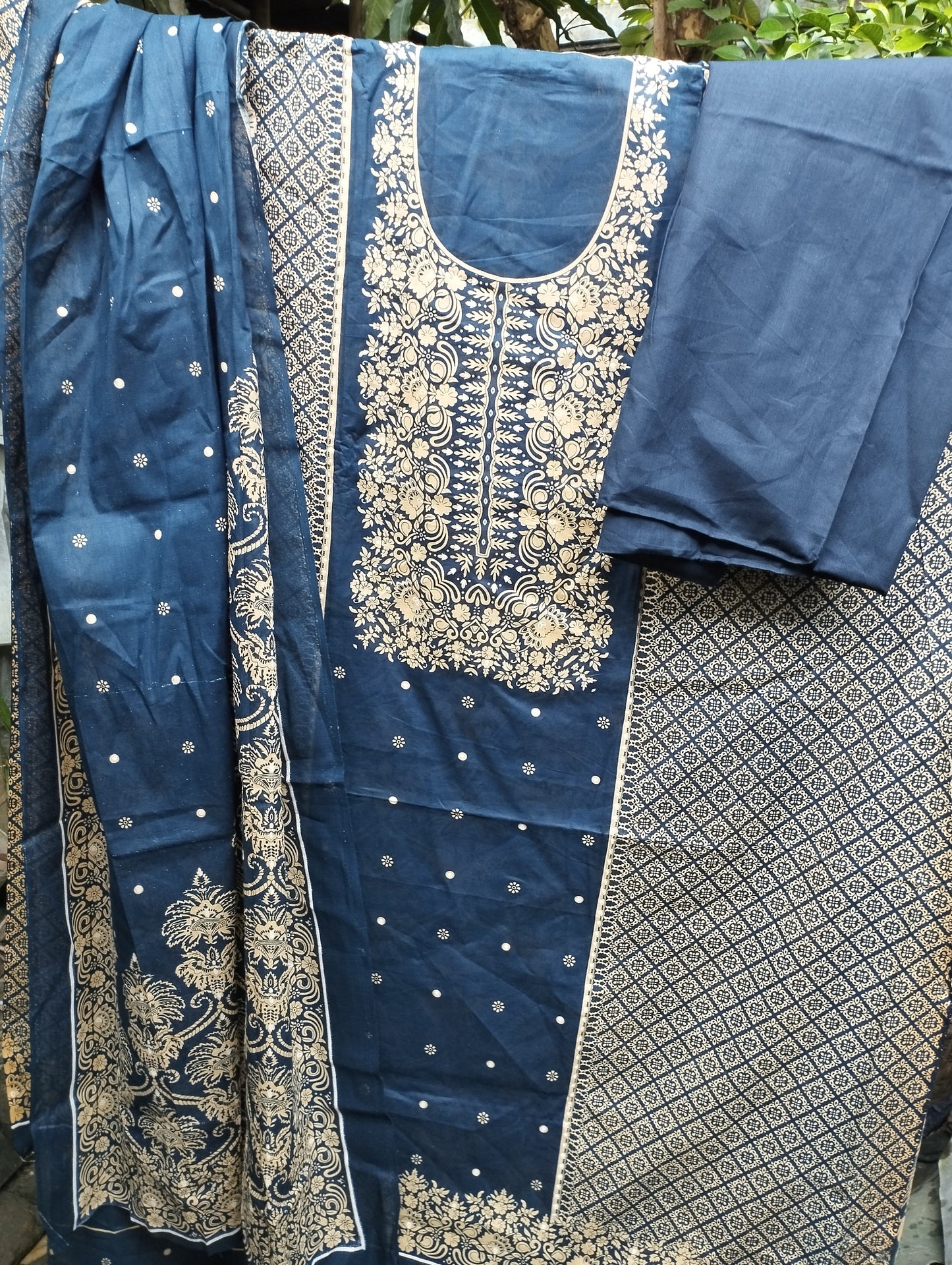 NAVY BLUE GOLDEN ELEGANCE PRINTED THREE PIECE
