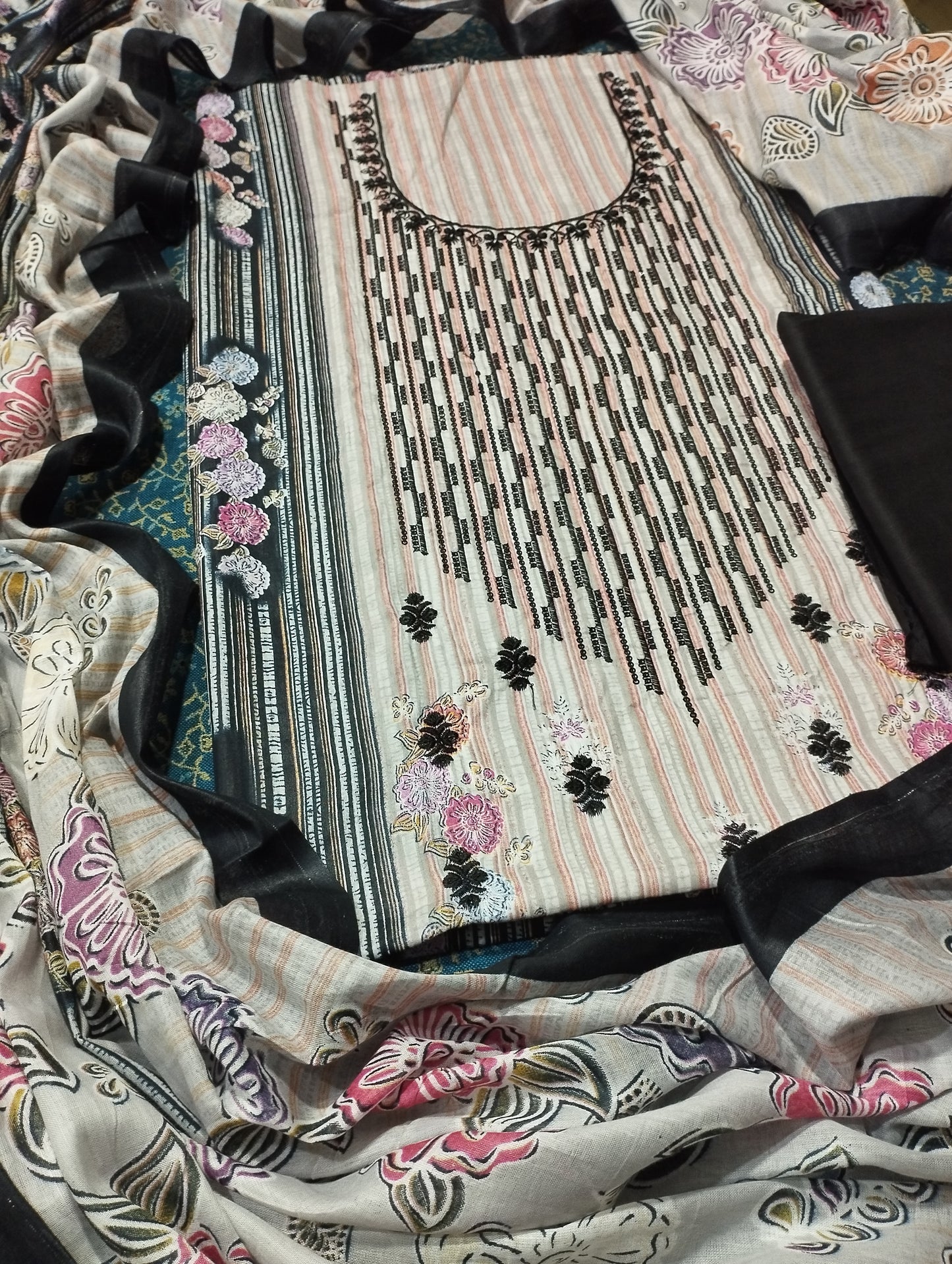 Cotton Printed Three Piece 02