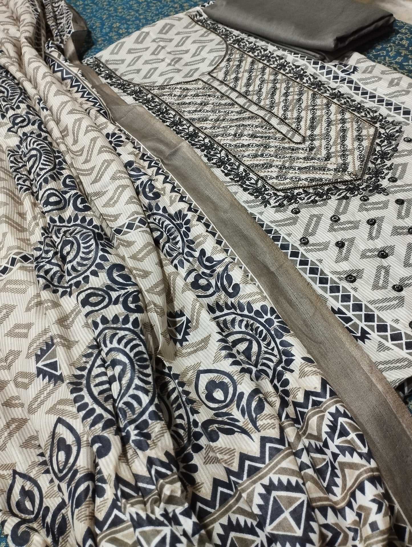 Cotton Printed Three Piece 01