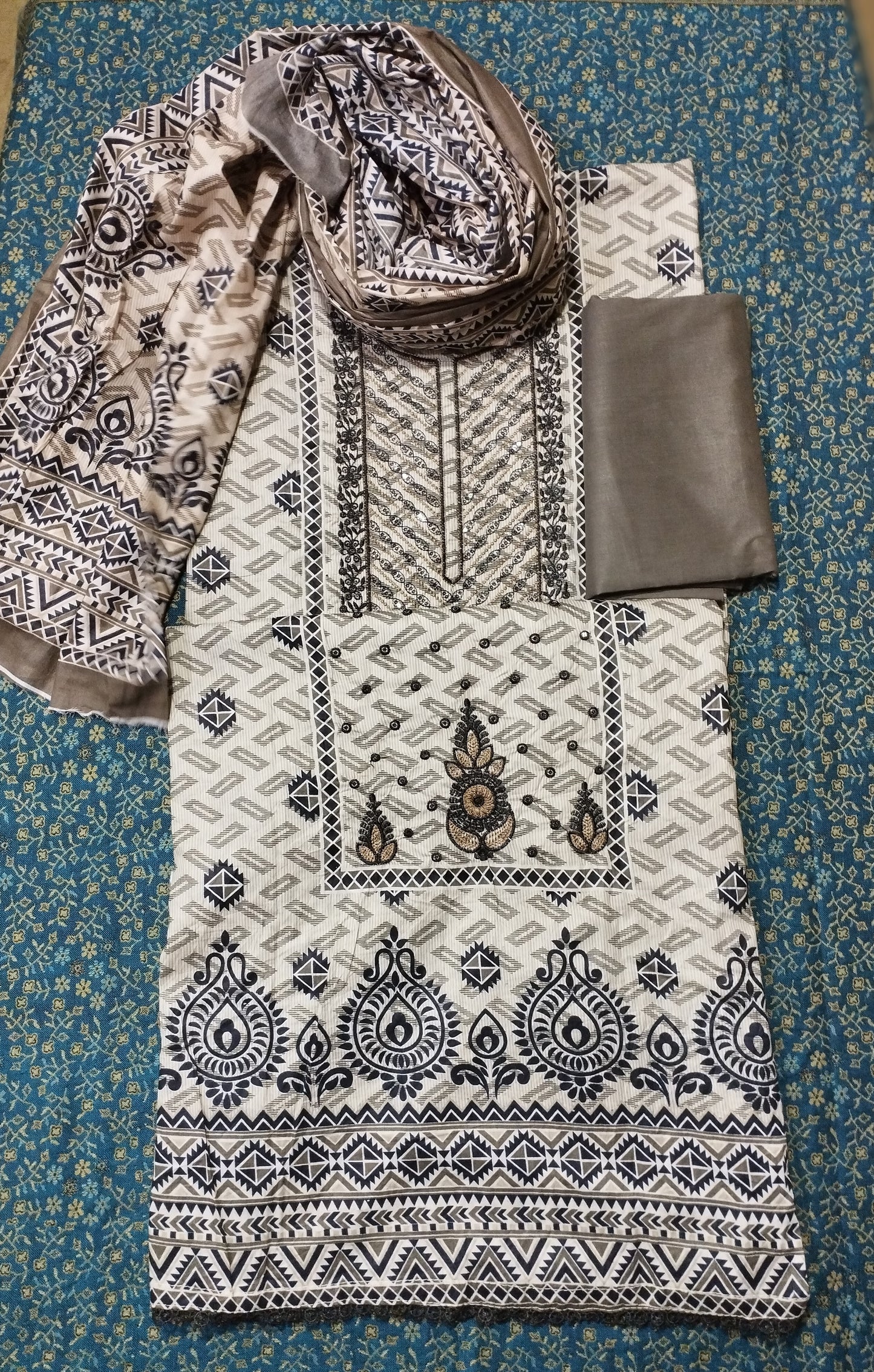 Cotton Printed Three Piece 01