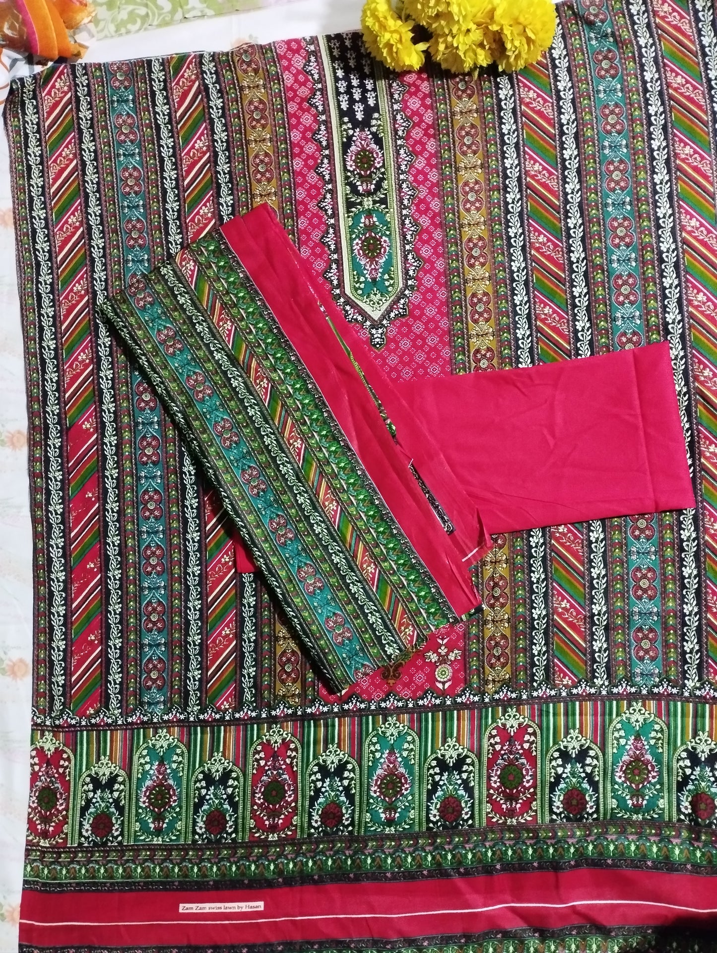 VIBRANT FUSION HERITAGE PRINTED COTTON THREE PIECE